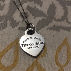 “Please Return to Tiffany” Medium Heart Pendant